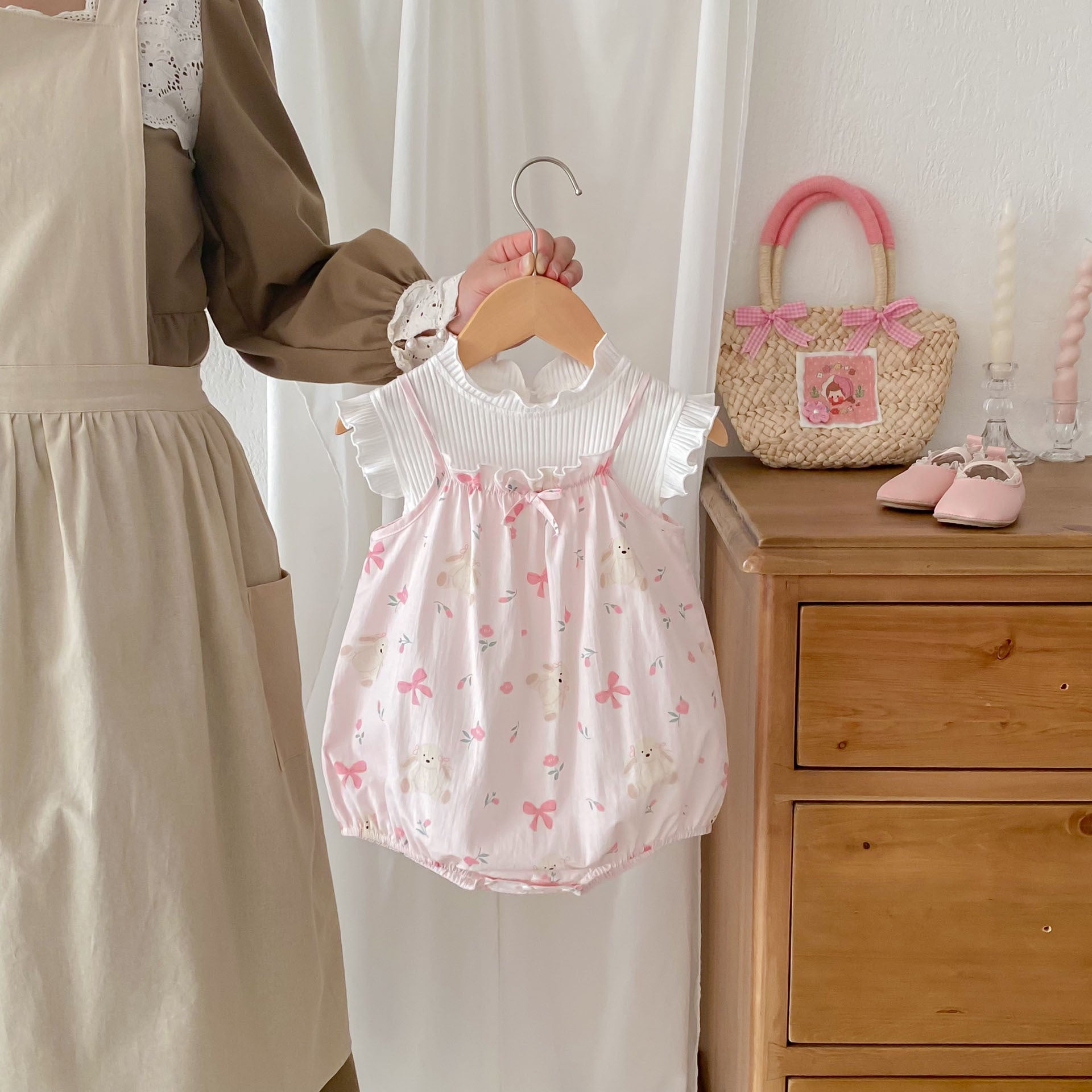 Arrival Summer Baby Kids Girls Flowers Pattern Sleeveless Strap Onesies And White Fly Sleeves Elastic T-Shirt Set-0